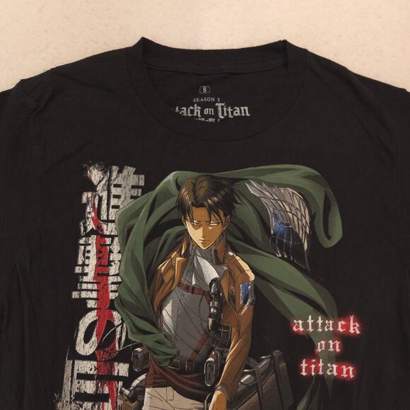 Attack on Titan Anime Crew Neck Graphic Casual T Shirt Adult Mens Size S Black - Picture 1 of 9
